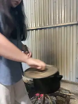 Julia-Elsa online show from 11-05-25, 11:32