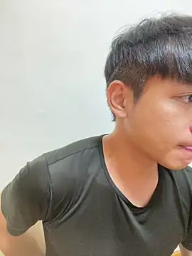 Snapshot of Foxfoxfox4 chatting on 11-10-25, 04:17 Foxfoxfox4 online show from 11-10-25, 04:17