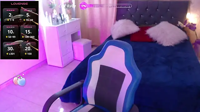 Snapshot of irinarusso__ chatting on 12-15-25, 01:48 irinarusso online show from 12-15-25, 01:48