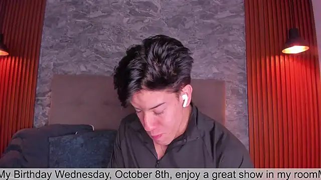 Snapshot of MaxCooper1 chatting on 10-07-25, 08:50 MaxCooper1 online show from 10-07-25, 08:50