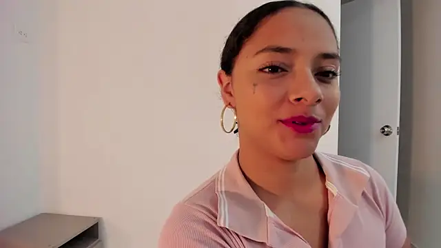 Angellit Afrodita  online show from 12-15-25, 11:25