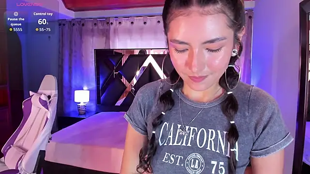 sweet-muse online show from 10-18-25, 06:52