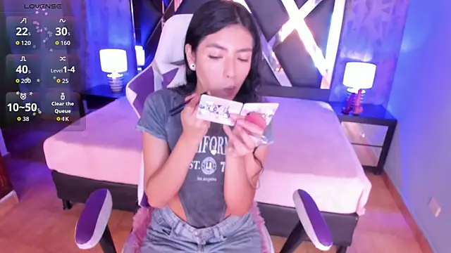 sweet-muse online show from 11-21-25, 12:04