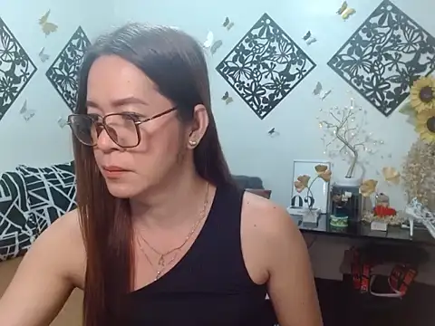 Snapshot of TheMISTRESSx69 chatting on 11-23-25, 10:53 TheMISTRESSx69 online show from 11-23-25, 10:53