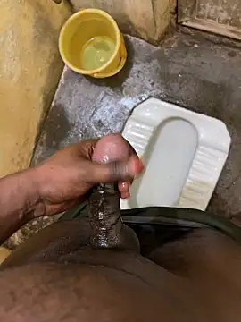 Snapshot of mrsaihotguy chatting on 10-12-25, 01:26 mrsaihotguy online show from 10-12-25, 01:26