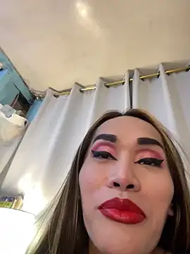 RomanticPearlTS online show from 12-18-25, 12:49