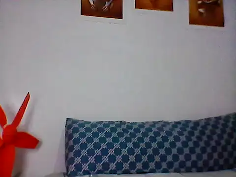 nhayasquirt online show from 10-14-25, 10:05