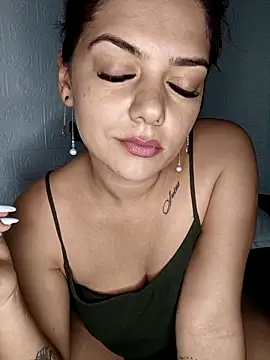 Snapshot of LadyNora chatting on 11-08-25, 11:14 LadyNora online show from 11-08-25, 11:14