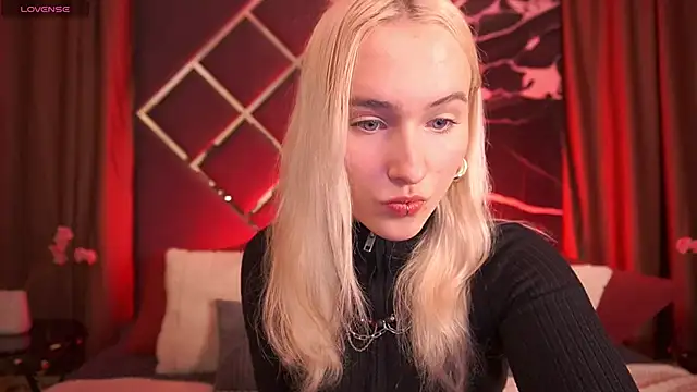 LilElfie online show from 02-16-26, 11:12