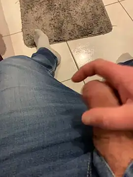 Chriscoki online show from 01-10-26, 04:53