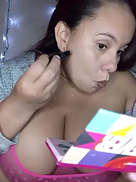 luzdanna online show from 11-29-25, 02:47