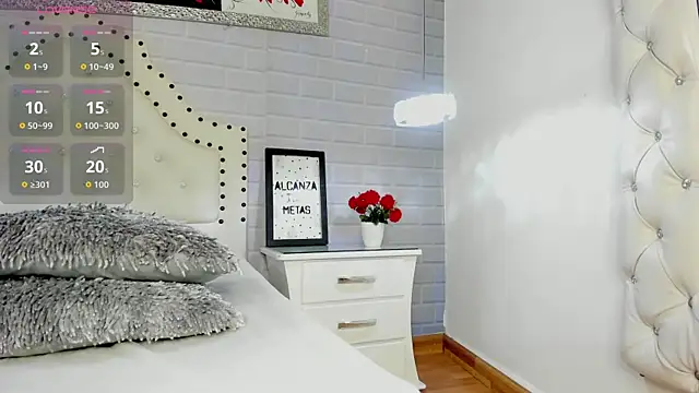 Snapshot of MeyBaldini chatting on 10-30-25, 11:11 MeyBaldini online show from 10-30-25, 11:11