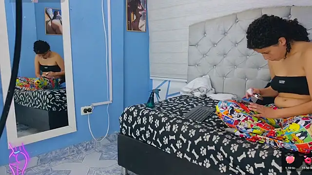 Emily J18 online show from 11-06-25, 02:40