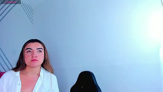 Vela jade online show from 11-13-25, 07:57