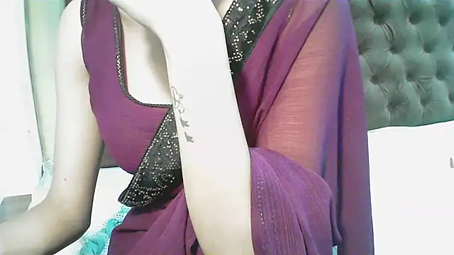 elize   online show from 11-07-25, 01:55