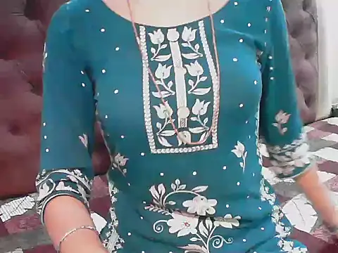 elize   online show from 01-07-26, 02:14