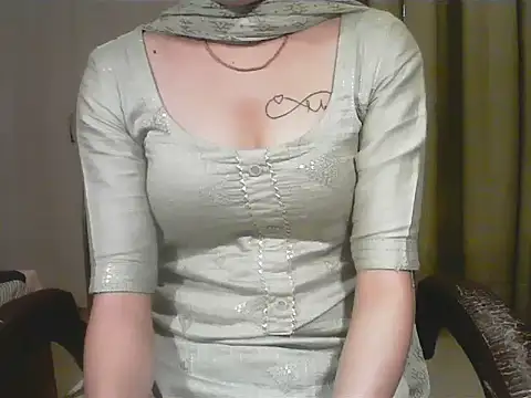 elize   online show from 01-13-26, 04:18