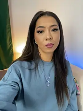 Snapshot of kiaradevil chatting on 11-18-25, 06:12 kiaradevil online show from 11-18-25, 06:12