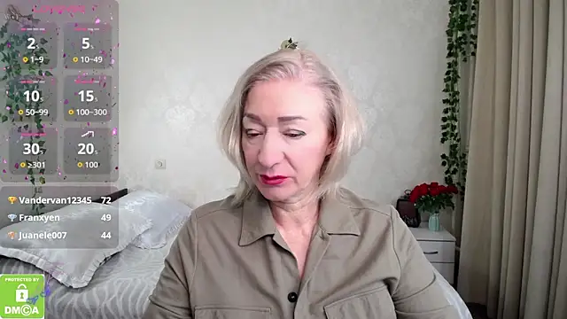 hunters woman online show from 11-05-25, 12:32