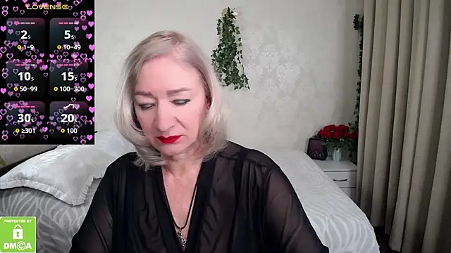 Snapshot of hunters_woman chatting on 02-18-26, 04:47 hunters woman online show from 02-18-26, 04:47