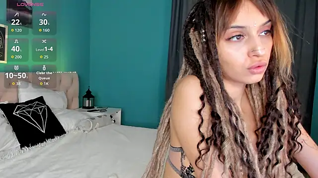 Ameli Shell online show from 10-10-25, 01:04