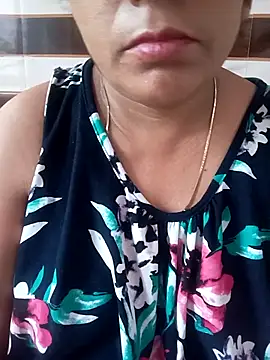 Snapshot of Rashmi-Mishra chatting on 09-16-25, 01:50 Rashmi-Mishra online show from 09-16-25, 01:50