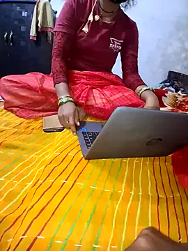 RAYI Queen 3 online show from 01-06-26, 10:45