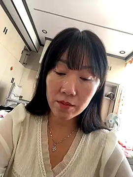 xiaomei-11 online show from 10-07-25, 03:25