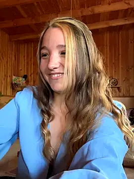 Snapshot of sashapulse chatting on 09-17-25, 02:52 sashapulse online show from 09-17-25, 02:52