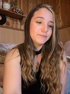 Snapshot of sashapulse chatting on 09-21-25, 11:06 sashapulse online show from 09-21-25, 11:06