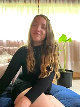 Snapshot of sashapulse chatting on 10-15-25, 02:39 sashapulse online show from 10-15-25, 02:39