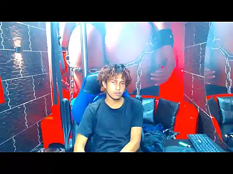 liam mcmillan online show from 09-12-25, 01:33