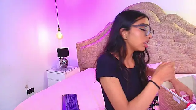 Sphere01 online show from 12-19-25, 04:41