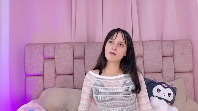 LolaYun online show from 01-14-26, 04:12