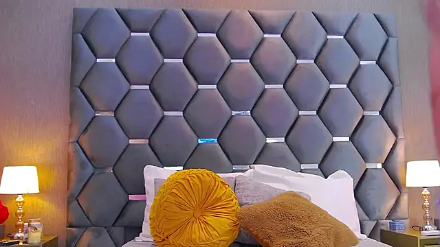 BlaireParker online show from 10-18-25, 11:55