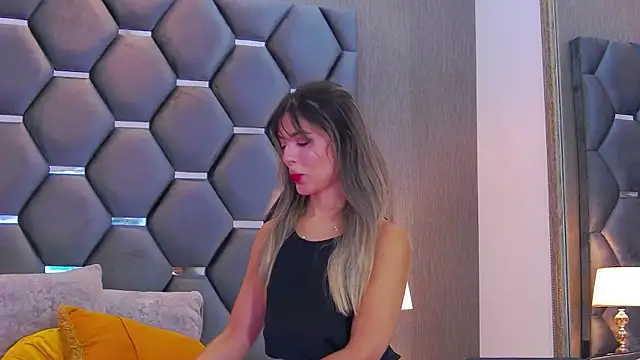 BlaireParker online show from 10-19-25, 12:17