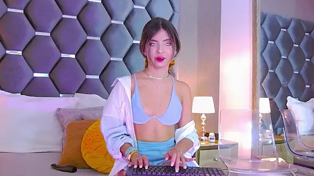 BlaireParker online show from 10-24-25, 12:56