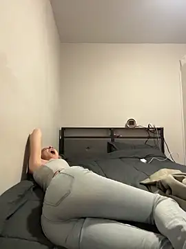 SeccySerena online show from 03-12-26, 04:35