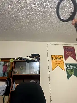 Sallem Pink online show from 10-10-25, 11:53