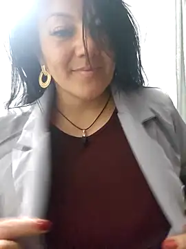 Snapshot of karla_valk1 chatting on 09-20-25, 01:39 karla valk1 online show from 09-20-25, 01:39