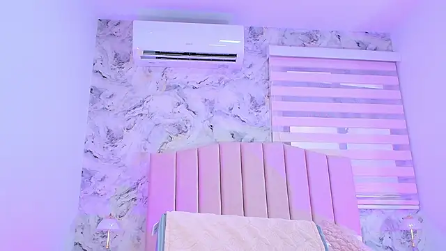 cataleya ebony  online show from 11-13-25, 07:13