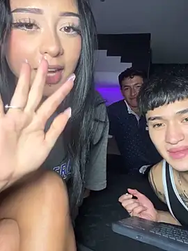 Snapshot of myc_hot chatting on 11-14-25, 10:29 myc hot online show from 11-14-25, 10:29