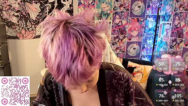 CarolineRichter online show from 11-10-25, 04:33