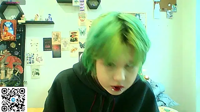 CarolineRichter online show from 02-10-26, 04:49