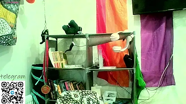 CarolineRichter online show from 02-16-26, 09:49