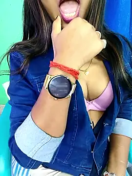 Puja-baby online show from 01-12-26, 11:43