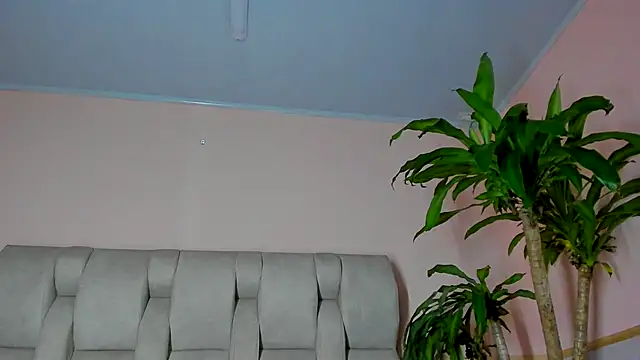 megann hill  online show from 09-20-25, 01:12
