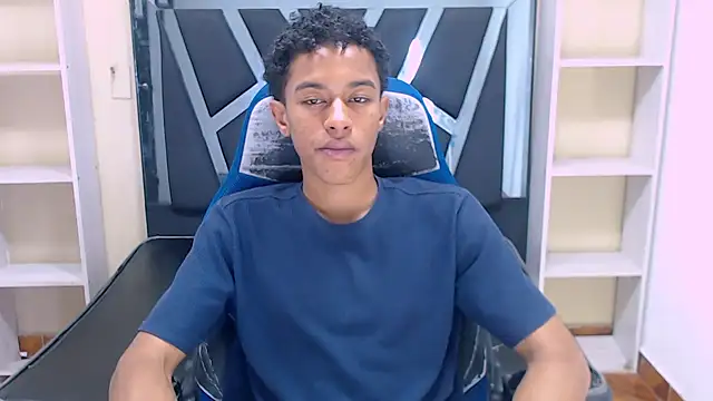 Rocco Grey online show from 09-24-25, 07:39