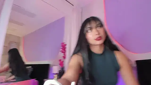 Snapshot of _HAANNAH_ chatting on 11-11-25, 07:58 HAANNAH online show from 11-11-25, 07:58