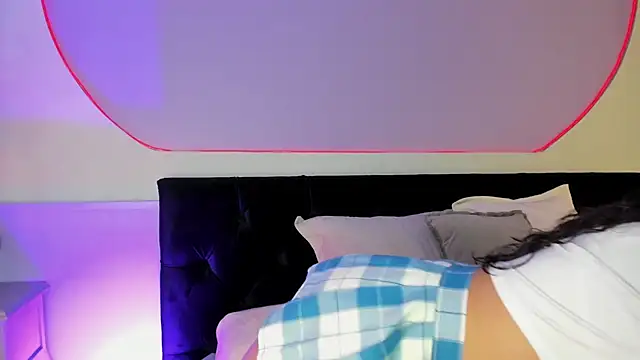 Snapshot of _HAANNAH_ chatting on 12-01-25, 07:52 HAANNAH online show from 12-01-25, 07:52